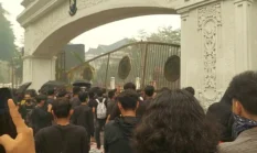 Tuntut Temui Gubernur, Demo Aliansi Mahasiswa Jambi Memanas