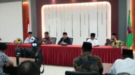 Pemerintah Kota Padang menggelar rapat evaluasi penyelenggaraan MTQ Nasional Kota Padang ke-42 di Aula Kantor Dinas Kesehatan Kota Padang pada Selasa (13/10/2026).(poto: padangkita.com).