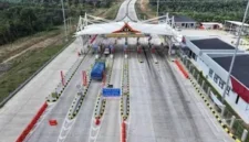Ilustrasi Niniak mamak Nagari Panyalaian mendesak pemerintah melindungi tanah ulayat dan Rumah Gadang dari proyek jalur Tol Sicincin–Bukittinggi.(poto: fajarsumbar.com).