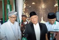 Rais A’am KH Miftachul Akhyar dan Ketum PBNU Gus Kikin pimpin Apel Hari Santri 2026 di Ponpes Tebuireng Jombang, Kamis (22/10).(poto: kompas.com).
