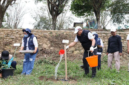 Wali Kota Alfin dan jajaran ASN Kota Sungai Penuh turun ke jalan menggelar gotong royong akbar serentak bersama warga pada Minggu (25/10).(poto: istimewa).