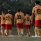 Iluistrasi: Semen Padang FC kena denda Rp20 juta dari Komdis PSSI akibat aksi penonton masuk lapangan saat laga kontra PSIS Semarang di Bekasi.(poto: padangkita.com).