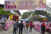 Pemerintah Kota Pariaman menggelar Festival Malingka Carano Pariaman bersamaan dengan Lomba Lagu Minang di Panggung Utama Pantai Gandoriah, Kamis (8/10/2026).(poto: padangkita.com).