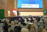 Gubernur Mahyeldi beri sambutan di acara Klinik UMKM Minang Bangkit. (poto: radarsumbar.com).