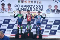 Pembalap Kota Padang borong tiga medali emas Porprov Sumbar 2026 di Lanud Sutan Sjahrir. Kontingen memimpin perebutan predikat juara umum.(poto: padangkita.com).