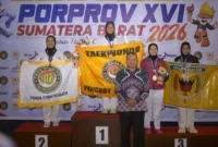 Tim Padang raih juara umum taekwondo Porprov XVI Sumbar 2026 usai berlaga di GOR Alimin Sinapa Solok pada 3-5 Oktober.(poto: padangkita.com).