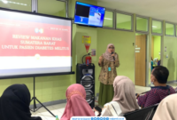 Instalasi Humas dan Promosi Kesehatan mengadakan edukasi kesehatan di Poliklinik Khusus dengan mengangkat tema “Review Makanan Khas Sumatera Barat untuk Pasien Diabetes Melitus”.(poto: padangkita.com).