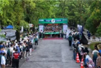 Kawasan Kampus Universitas Andalas (UNAND) Limau Manis memutih saat ribuan pelari menyemarakkan gelaran UNANDRun 2026 Jalan Sehat pada Minggu (11/10/2026).(poto: padangkita.com).