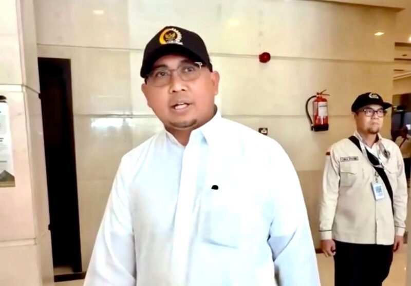 Wakil Ketua Komisi VI DPR RI Fraksi Gerindra, Andre Rosiade, membeberkan lima poin penting instruksi tersebut kepada publik di Jakarta, Minggu (4/10/2026).(poto: radarsumbar.com).
