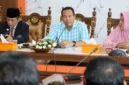Ketua Umum PDBI Sumbar, Yota Balad, memimpin langsung rapat konsolidasi perdana di Ruang Rapat Wali Kota Pariaman pada Rabu, 28 Oktober 2026.(poto: padangkita.com).
