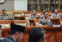Calon Kapolri Komjen Pol Suyudi Ario Seto mengikuti uji kelayakan dan kepatutan di Komisi III DPR, Kompleks Parlemen, Senayan, Jakarta, Kamis (1/10/2026).(poto: detik.com).